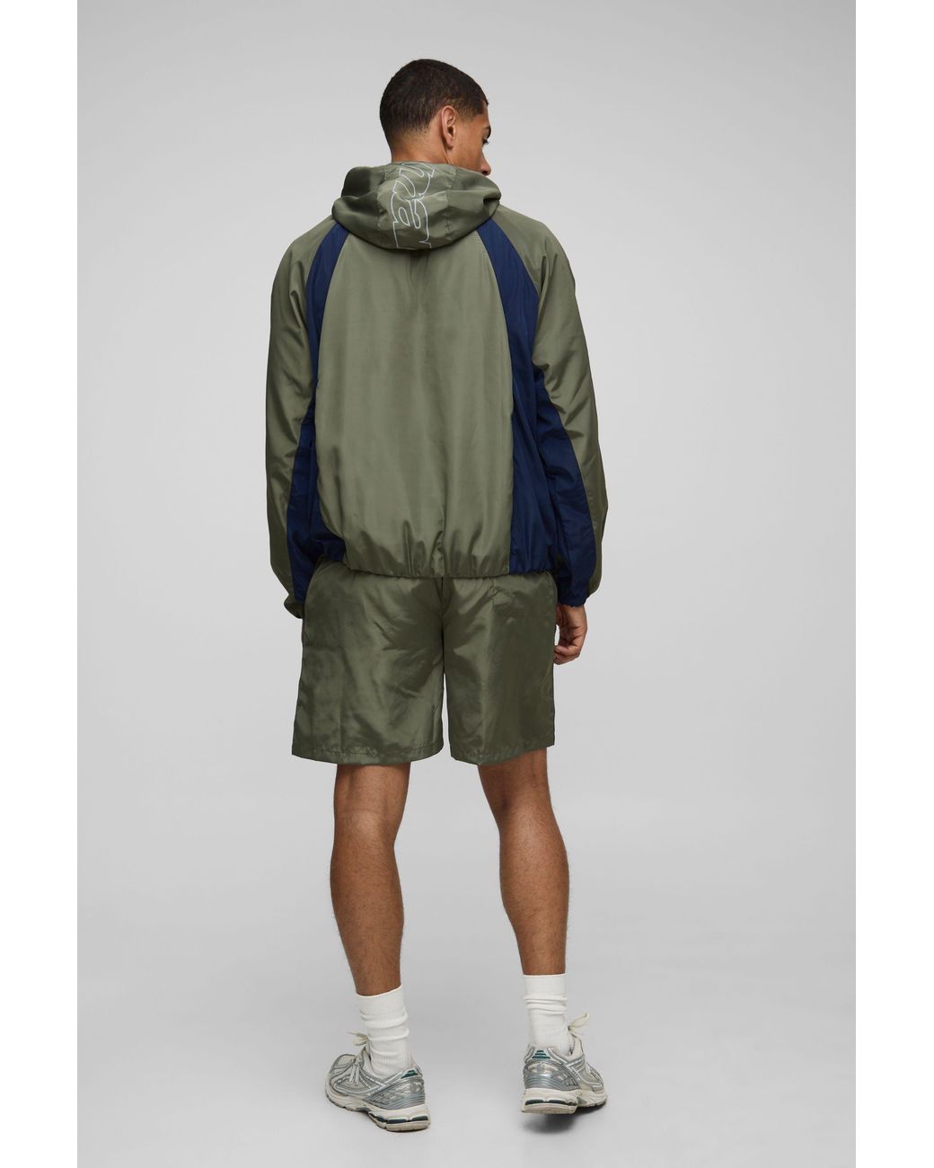 BoohooMAN Green Oversized Cagoule Jacket for men