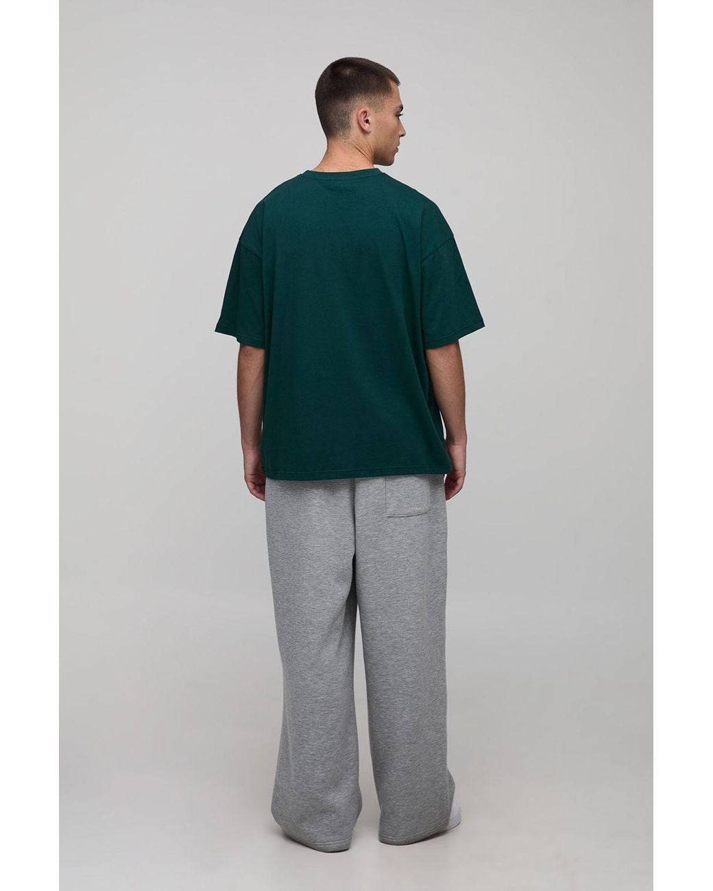 BoohooMAN Green Basic Oversized Crew Neck T-Shirt for men