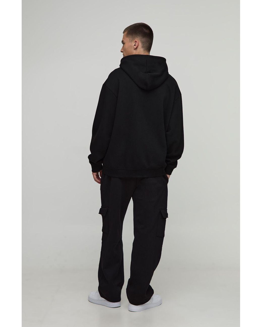 BoohooMAN Black Basic Straight Leg Cargo Jogger for men
