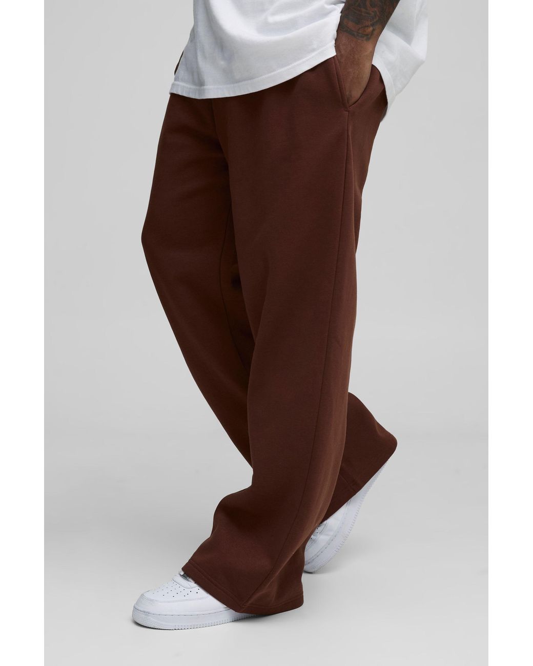 BoohooMAN Brown Plus 330Gsm Straight Leg Basic Sweatpants for men