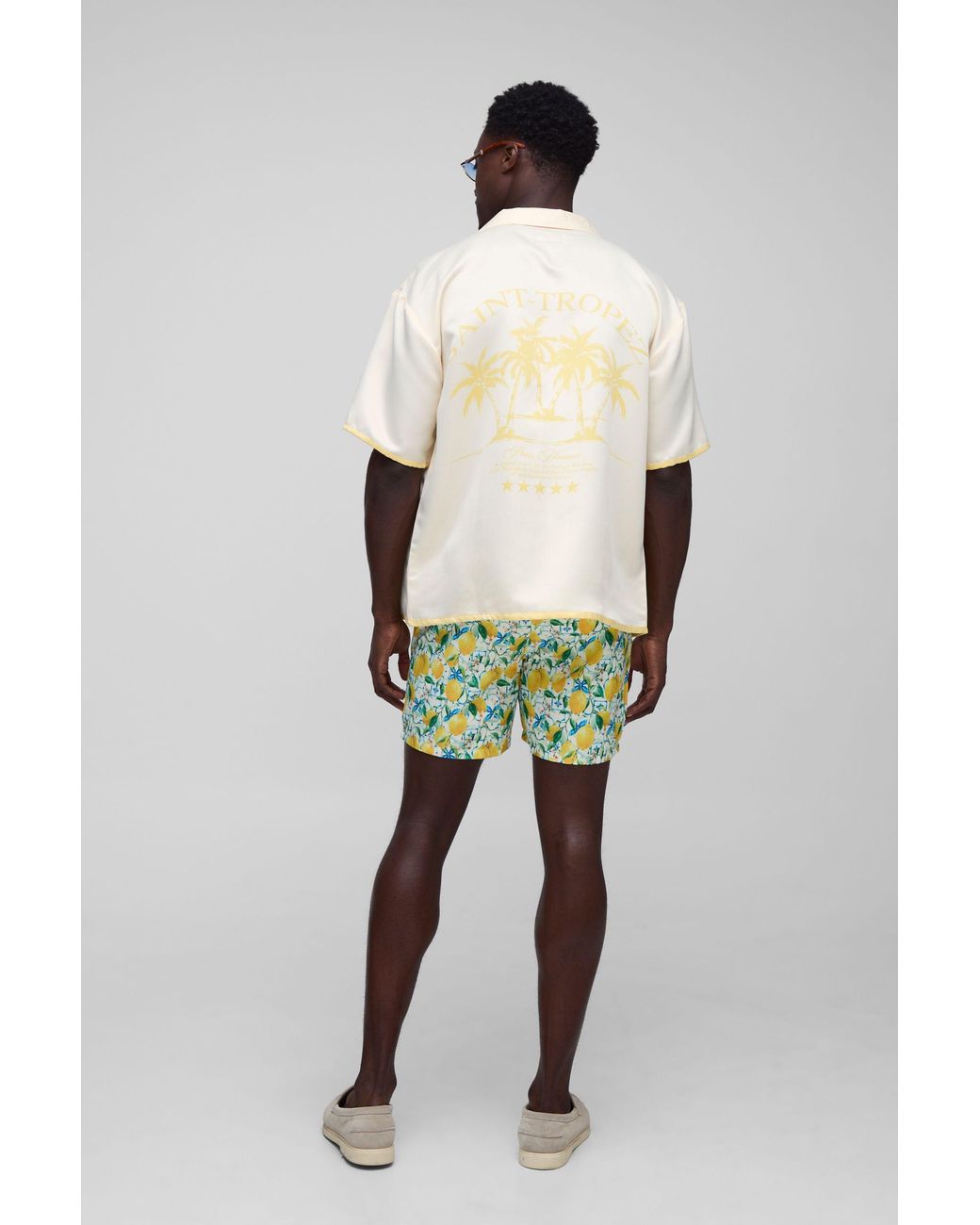 BoohooMAN Green Mid Length Multi Lemon Printed Trunkss for men