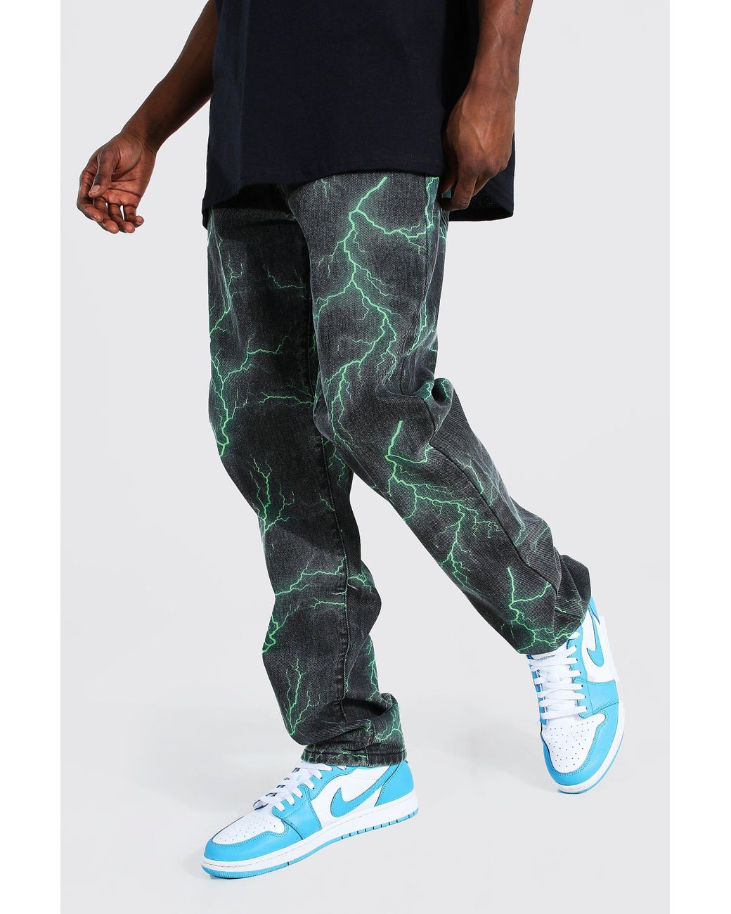 BoohooMAN Relaxed Fit Lightning Printed Jeans in Green for Men | Lyst UK
