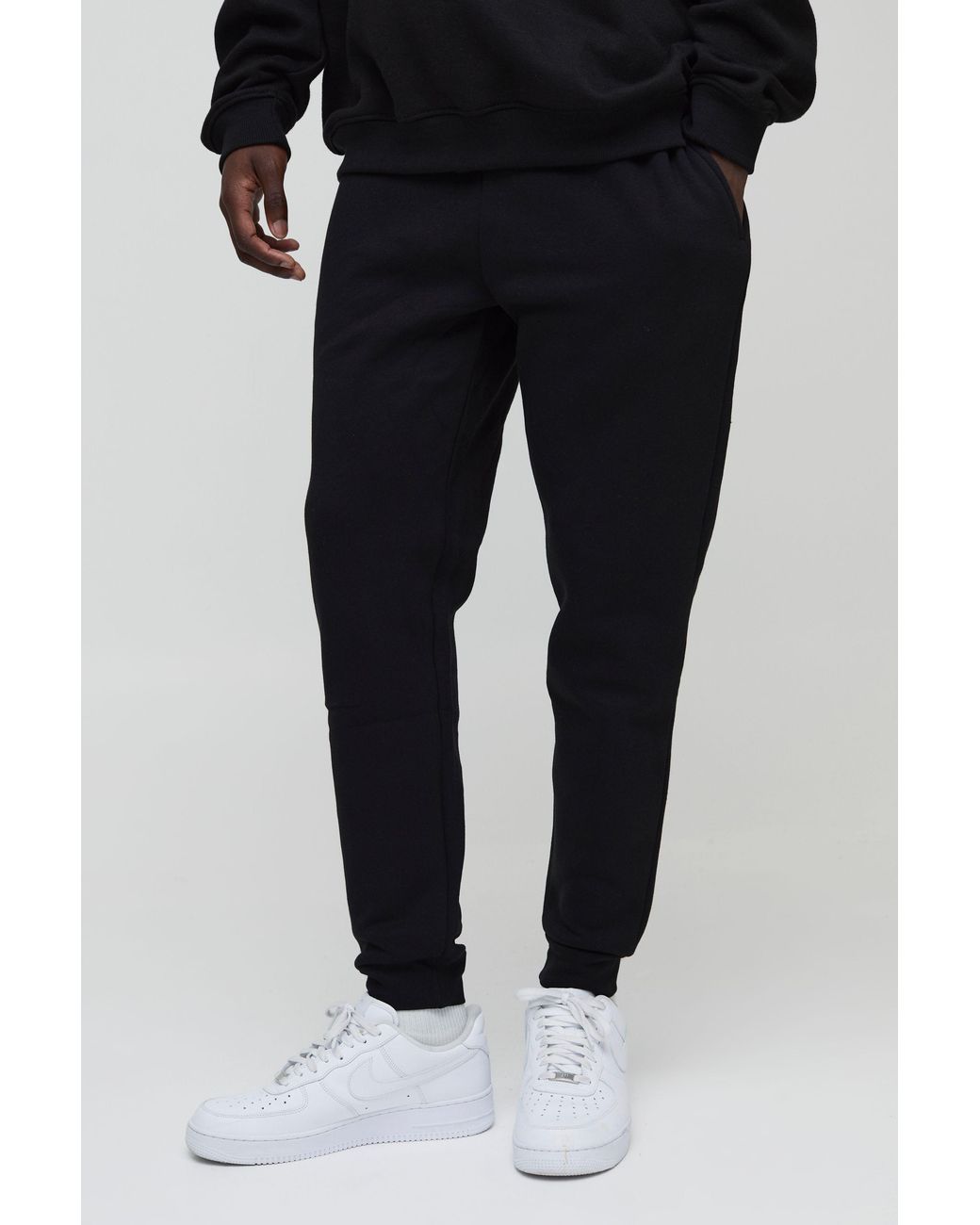 BoohooMAN Black 330Gsm Basic Slim Fit Sweatpants for men