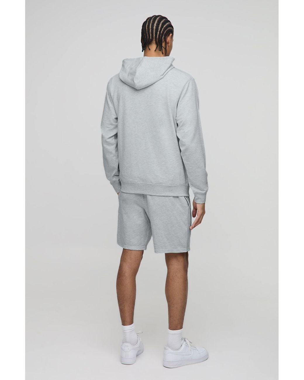 BoohooMAN White Lightweight Basic Relaxed Fit Mid Length Shorts for men