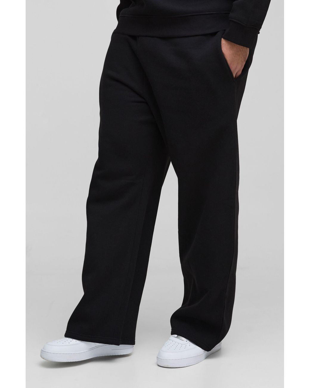BoohooMAN Black Plus 330Gsm Straight Leg Basic Sweatpants for men