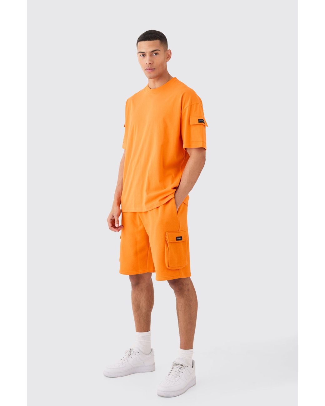 ◆ boohoo ◆ レギュラーパフォーマンス Tシャツ / orange Men's Orange T-Shirts | boohooMAN UK