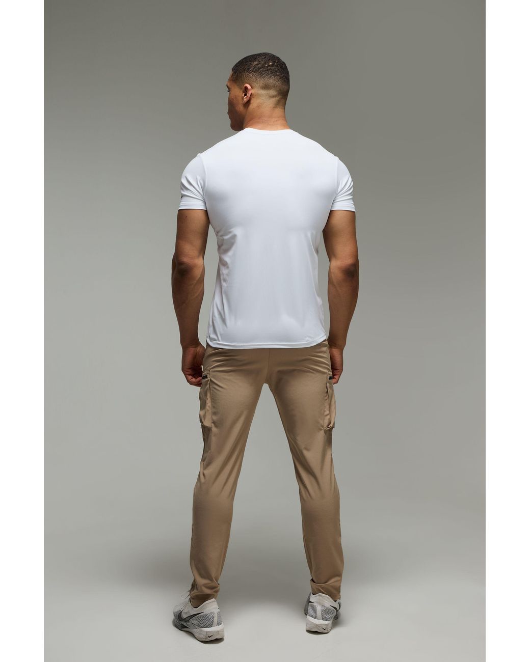 BoohooMAN Brown Active Tapered Cargo Sweatpants for men