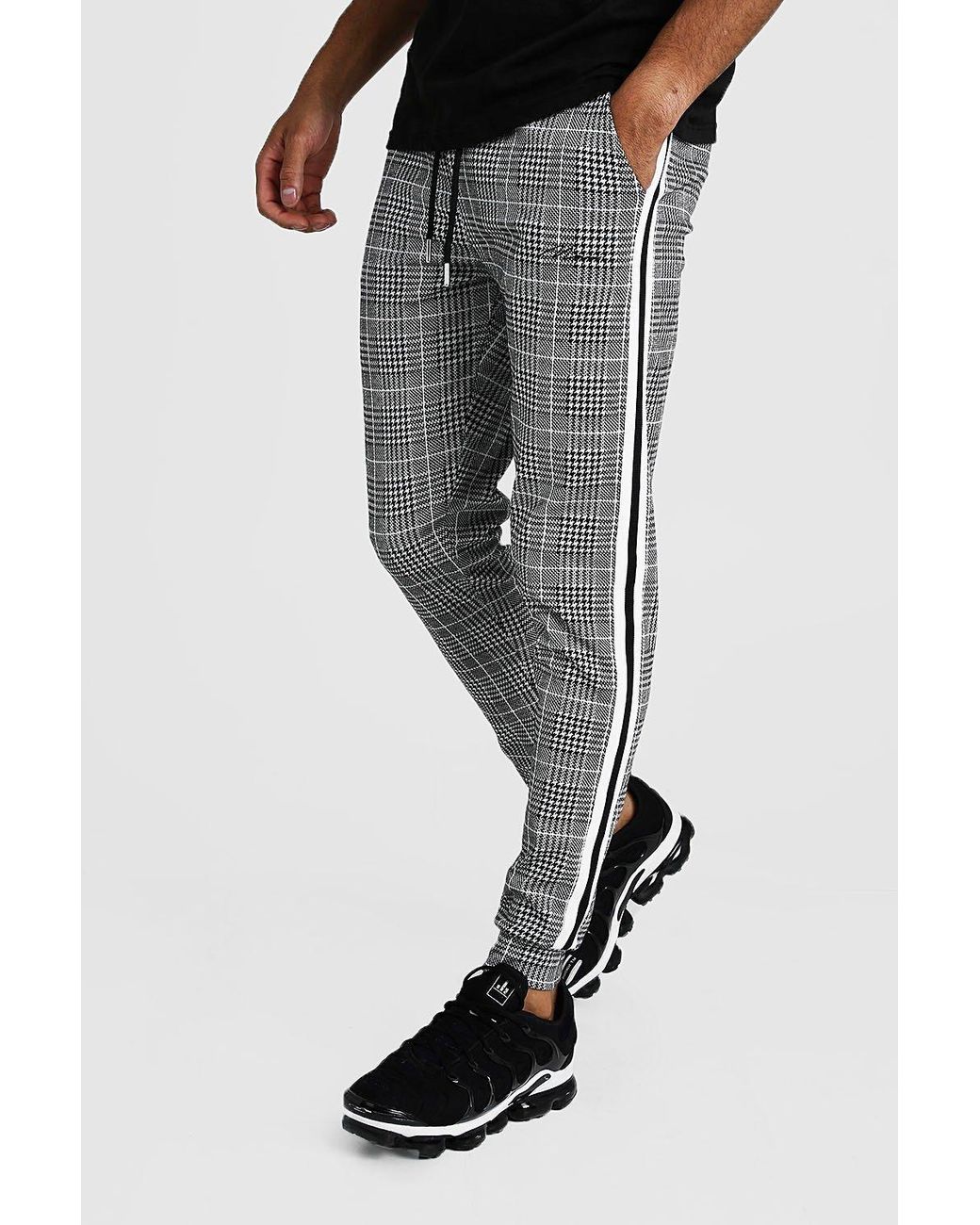 Man Signature Jacquard Cuffed Jogger 