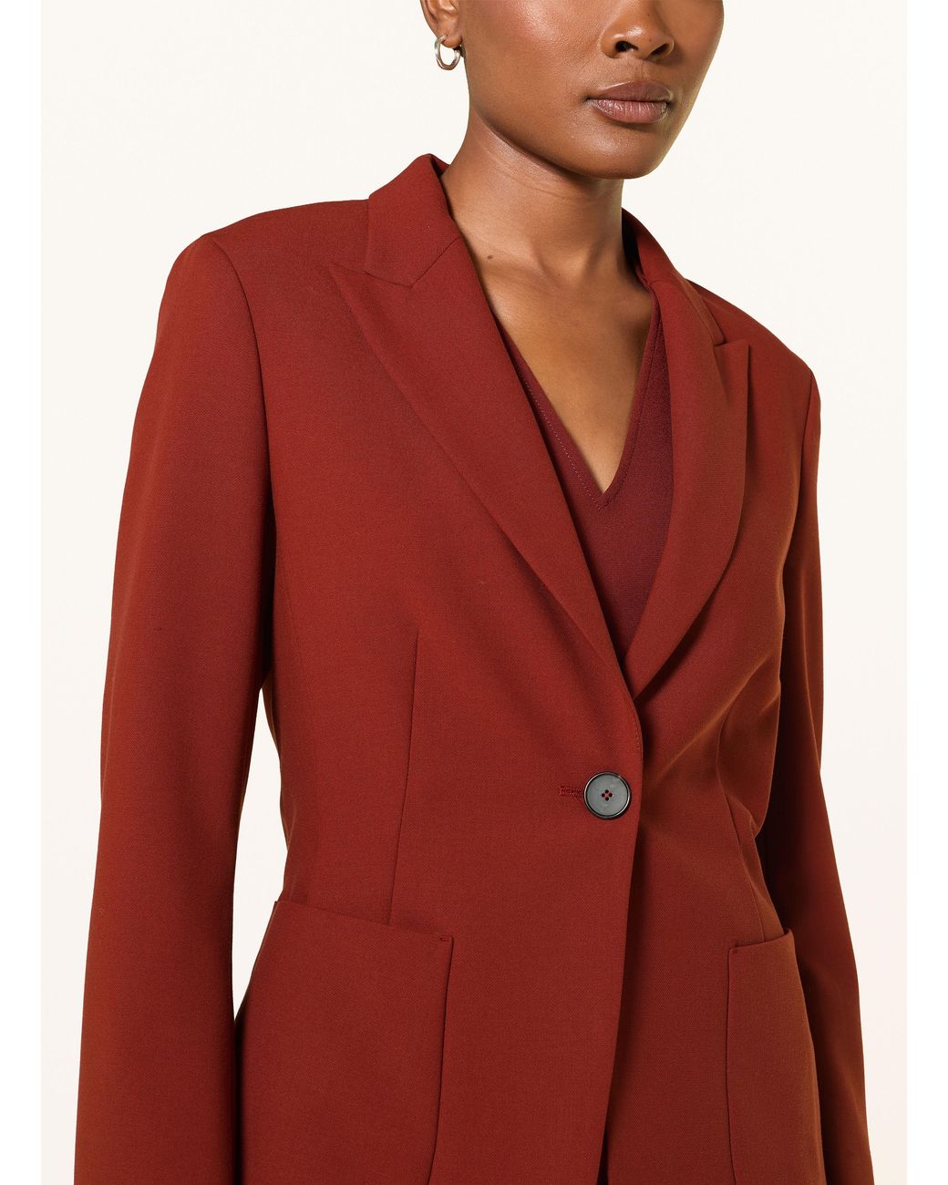 Windsor. Red Blazer