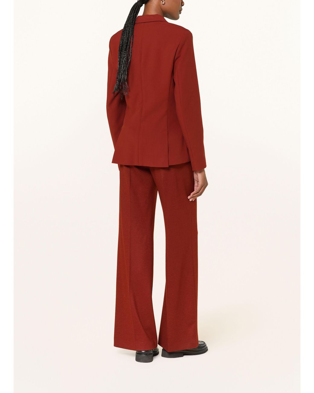 Windsor. Red Blazer