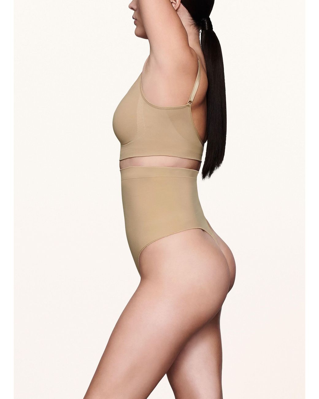 Skims Natural Shape-String SEAMLESS SCULPT