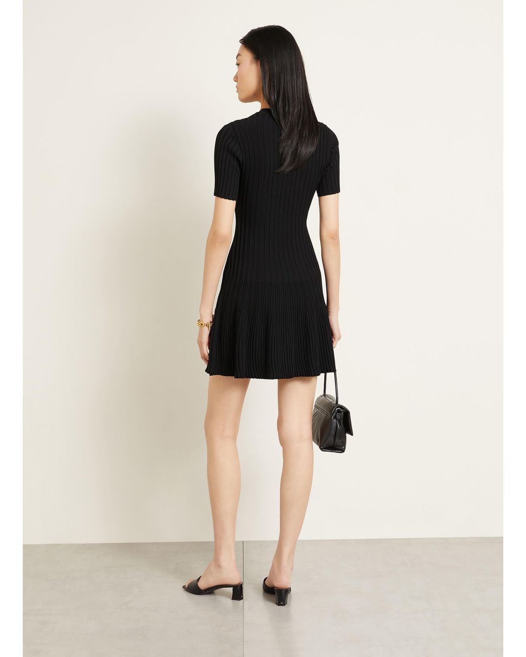 AMI Black Strickkleid