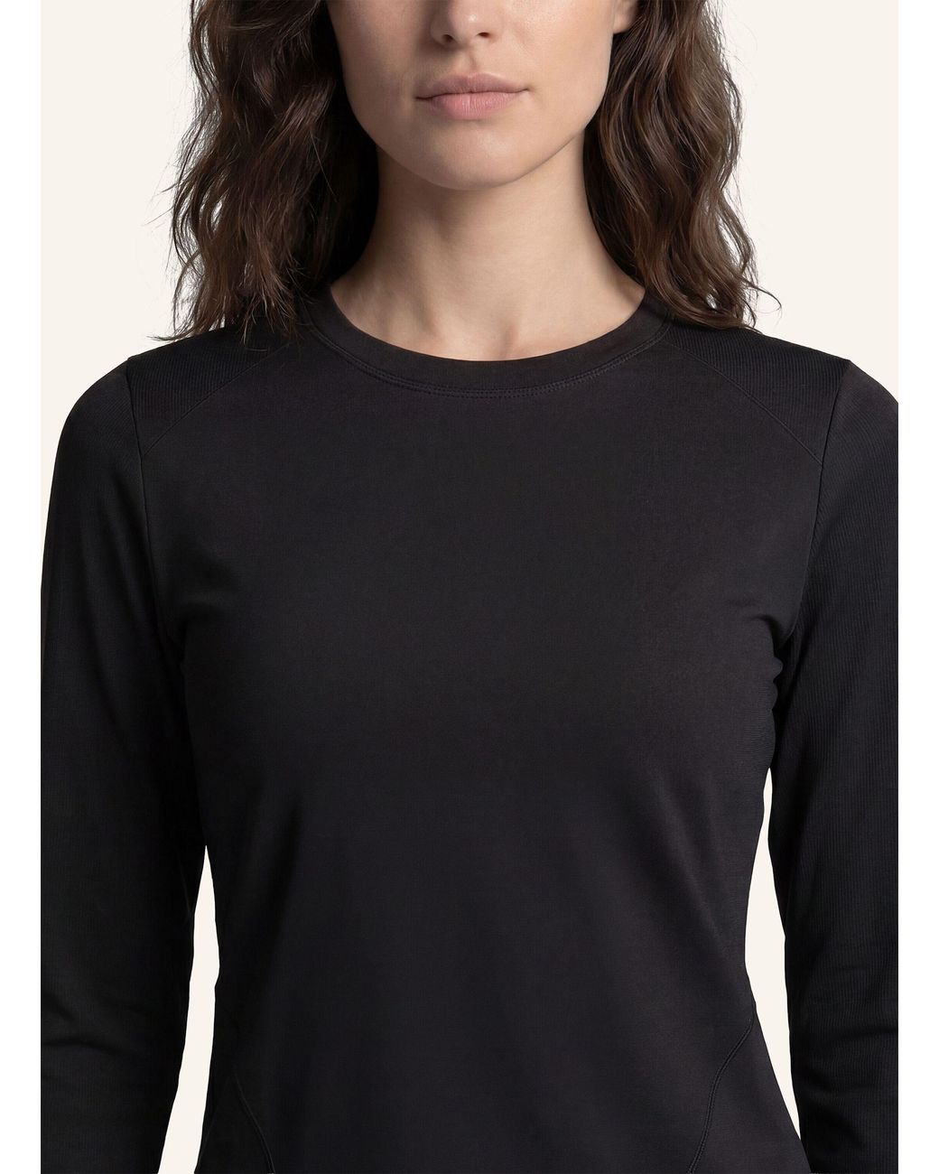 Fabletics Black Longsleeve FEATHER TECH+