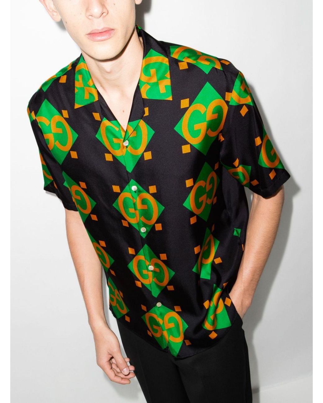 Gucci gg Geometric Print Silk Bowling Shirt in Black for Men Gucci gg Geometric Print Silk Bowling Shirt in Black for Men