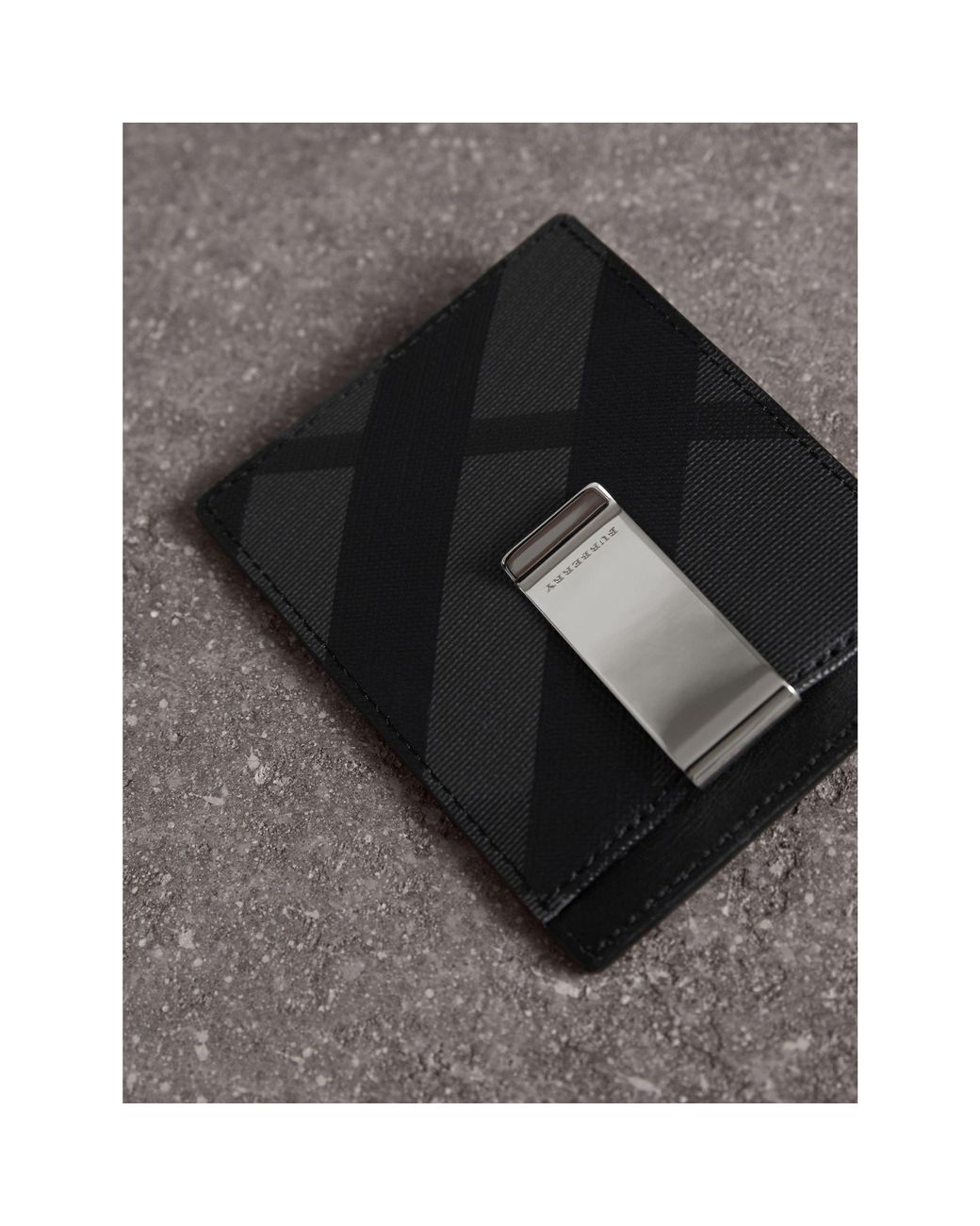 Burberry Navy and Black London Check Money Clip Card Holder Burberry
