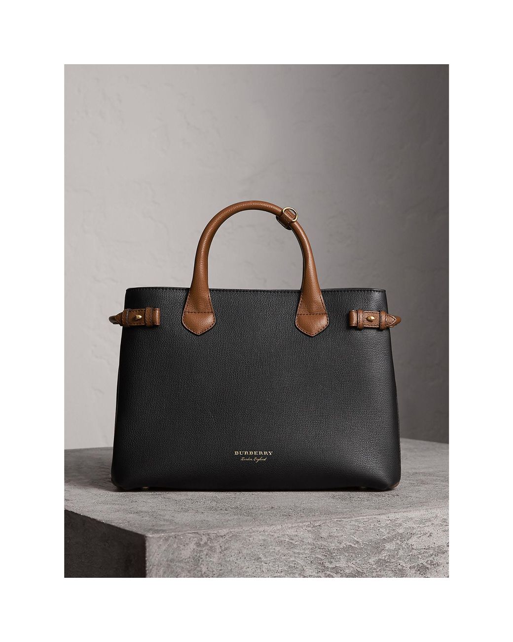 Burberry The Medium Banner In Two Tone Leather | in Black | Lyst
