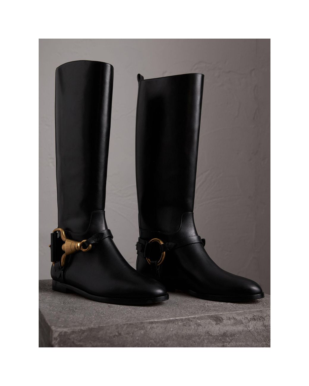 Burberry Equestrian Detail Leather Riding Boots in Black | Lyst