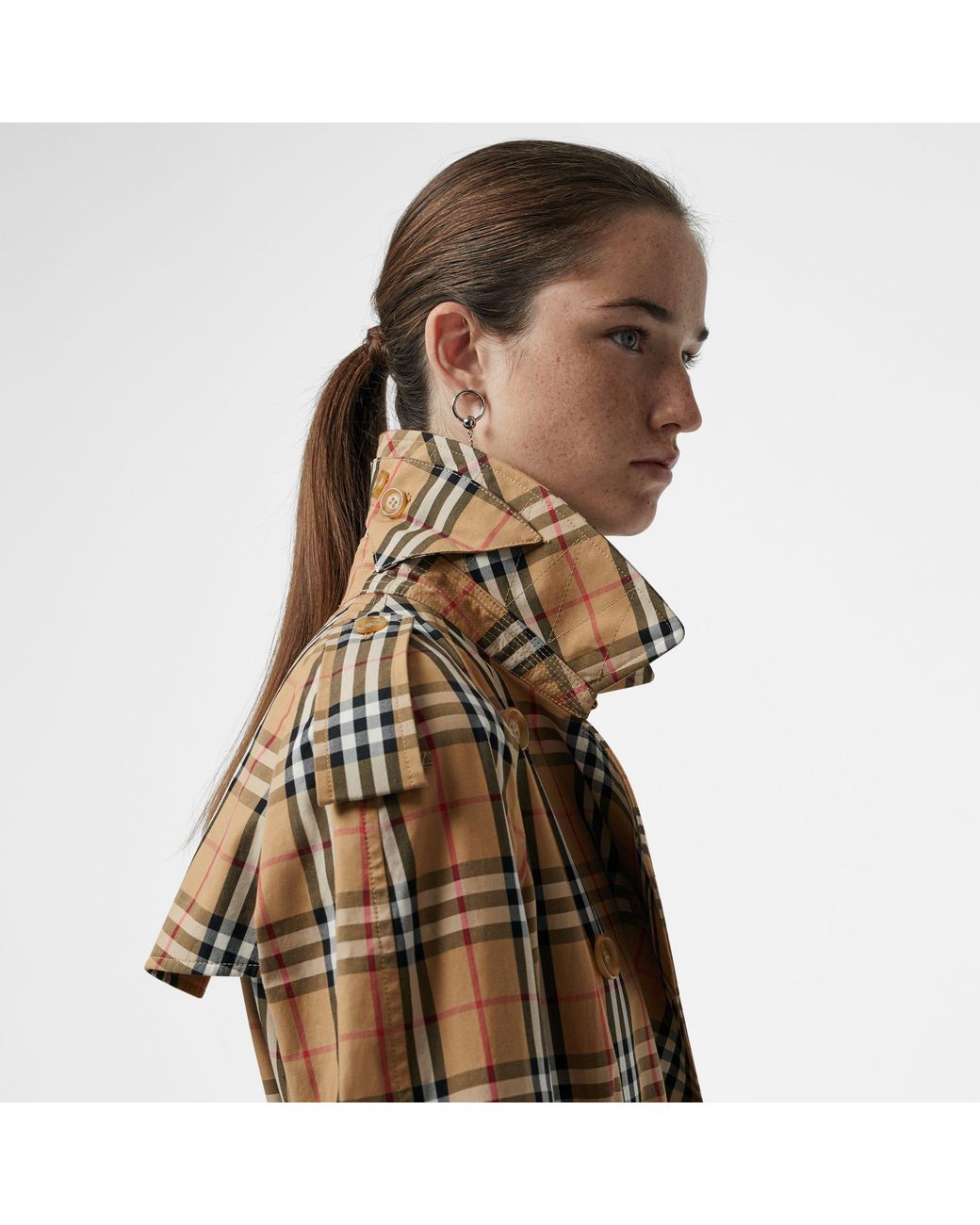 burberry-ANTIQUE-YELLOW-