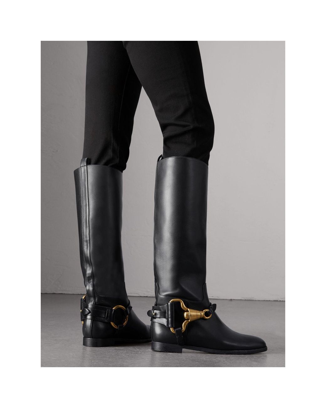 Burberry Equestrian Detail Leather Riding Boots in Black | Lyst