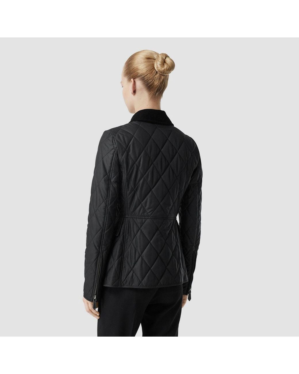 Burberry Tb Logo Quilted Nylon Jacket in Black | Lyst