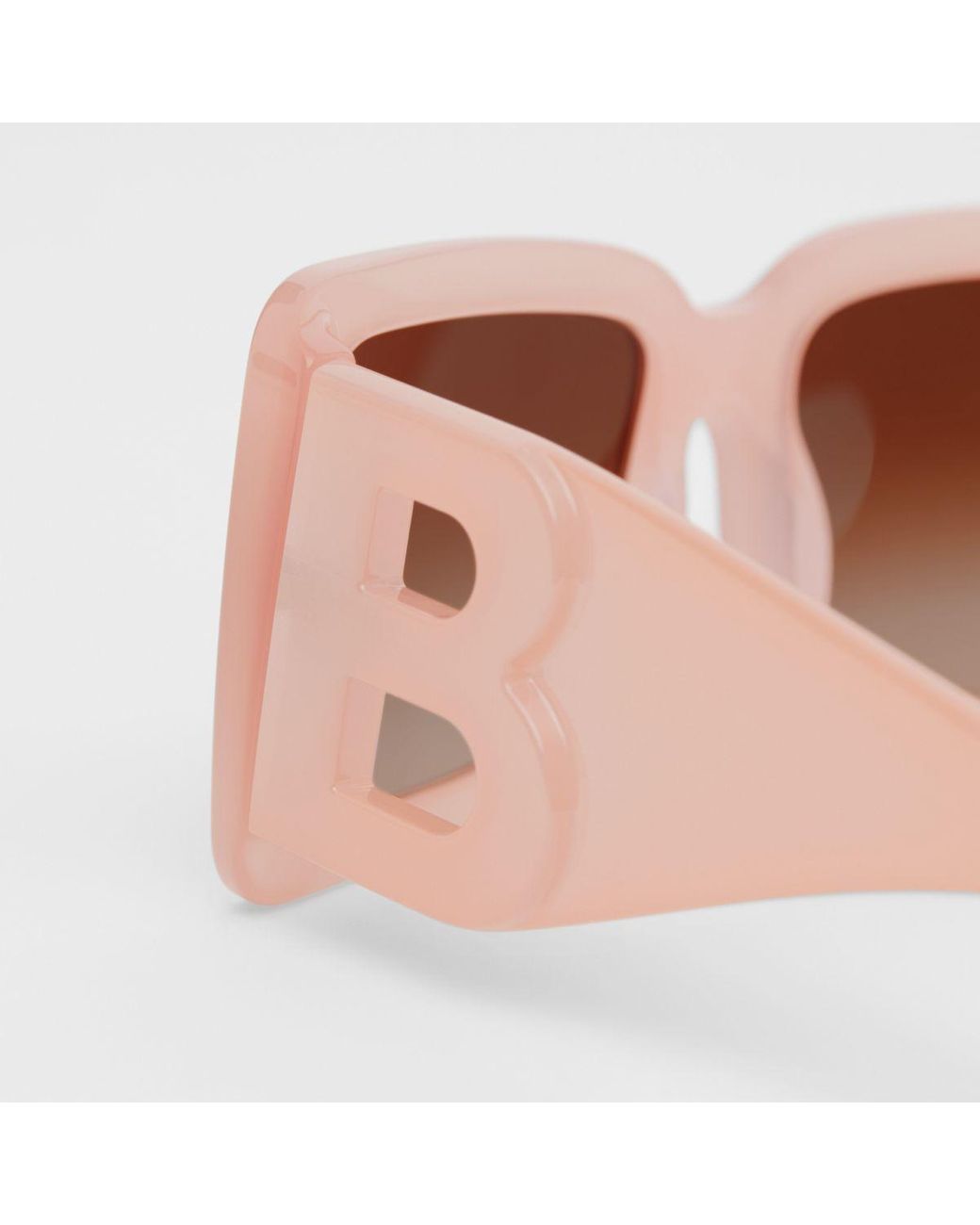 Burberry pink sunglasses top