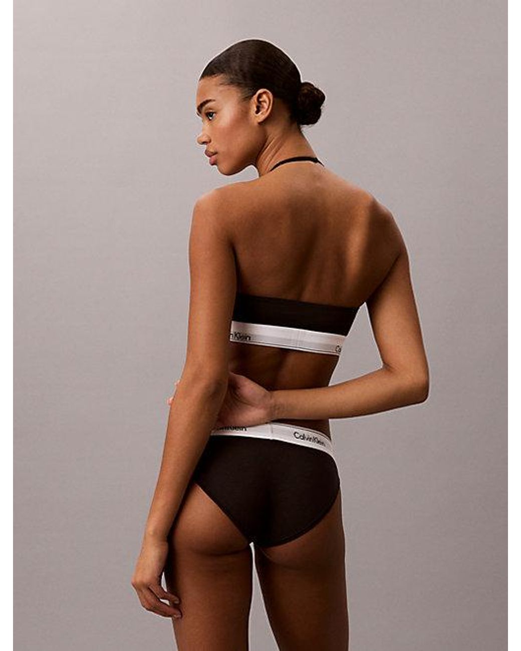 Calvin Klein Ongevoerde Halter Bralette in het Brown