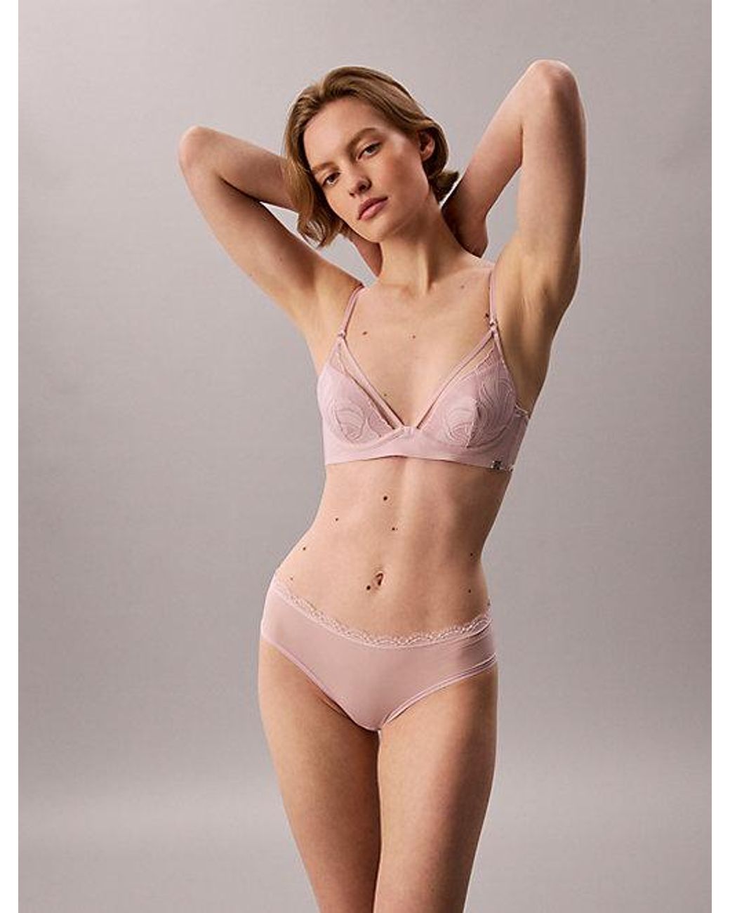 Calvin Klein Natural Hipster Panty Microfibre Stretch With Lace