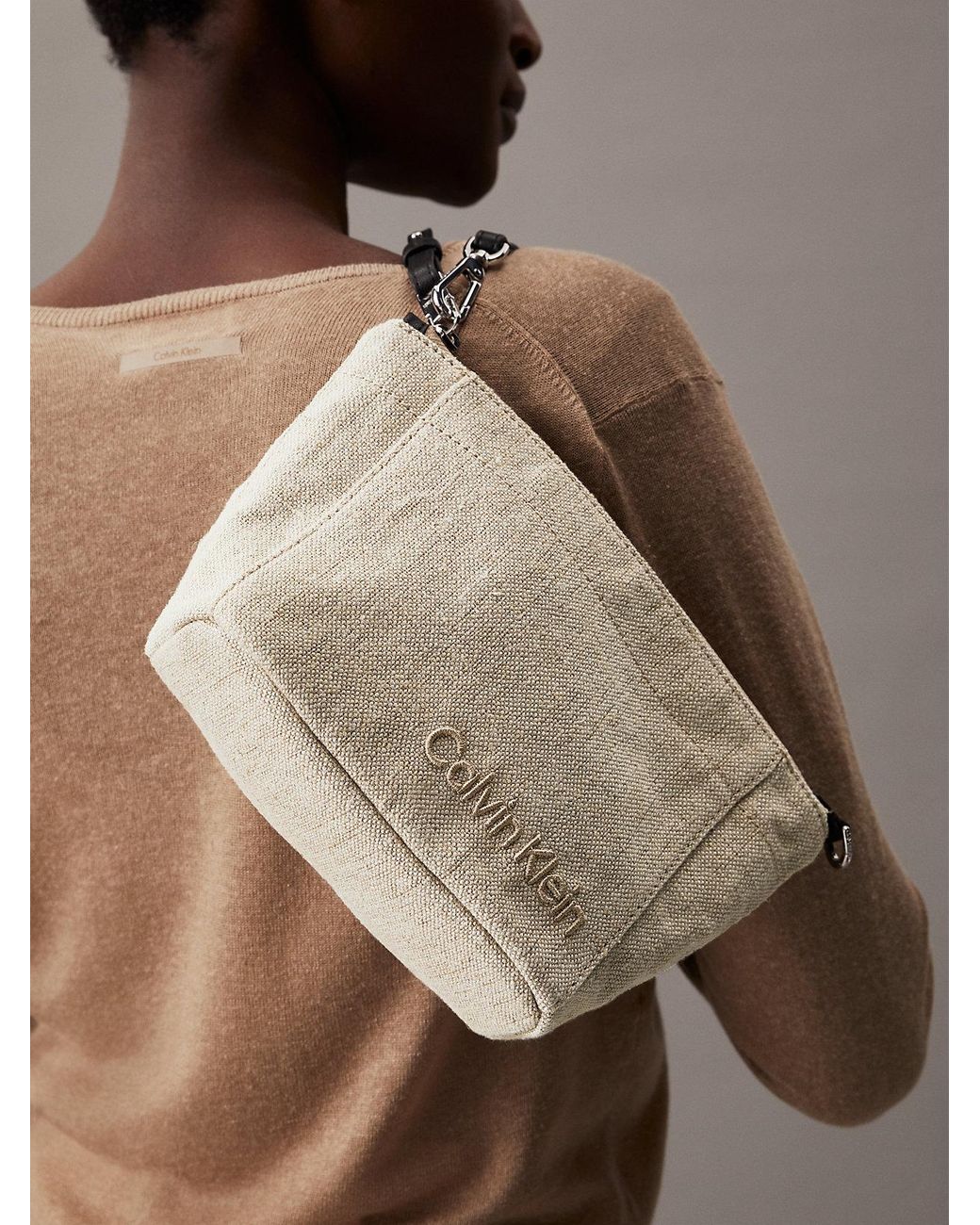 Calvin Klein Linen Convertible Pouch in Natural Lyst UK