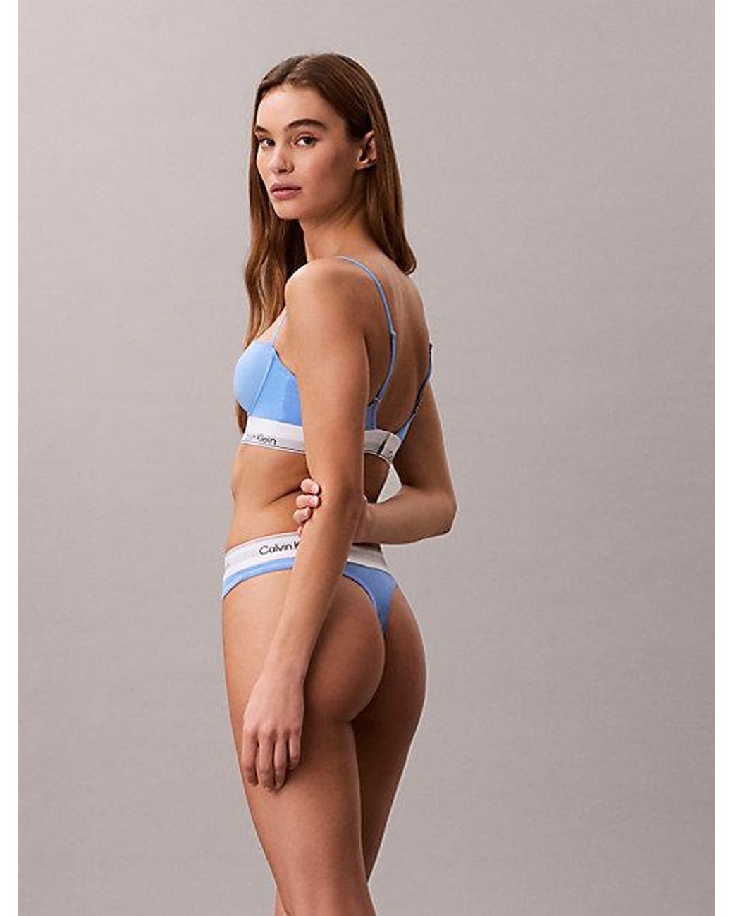 Calvin Klein String in het Gray