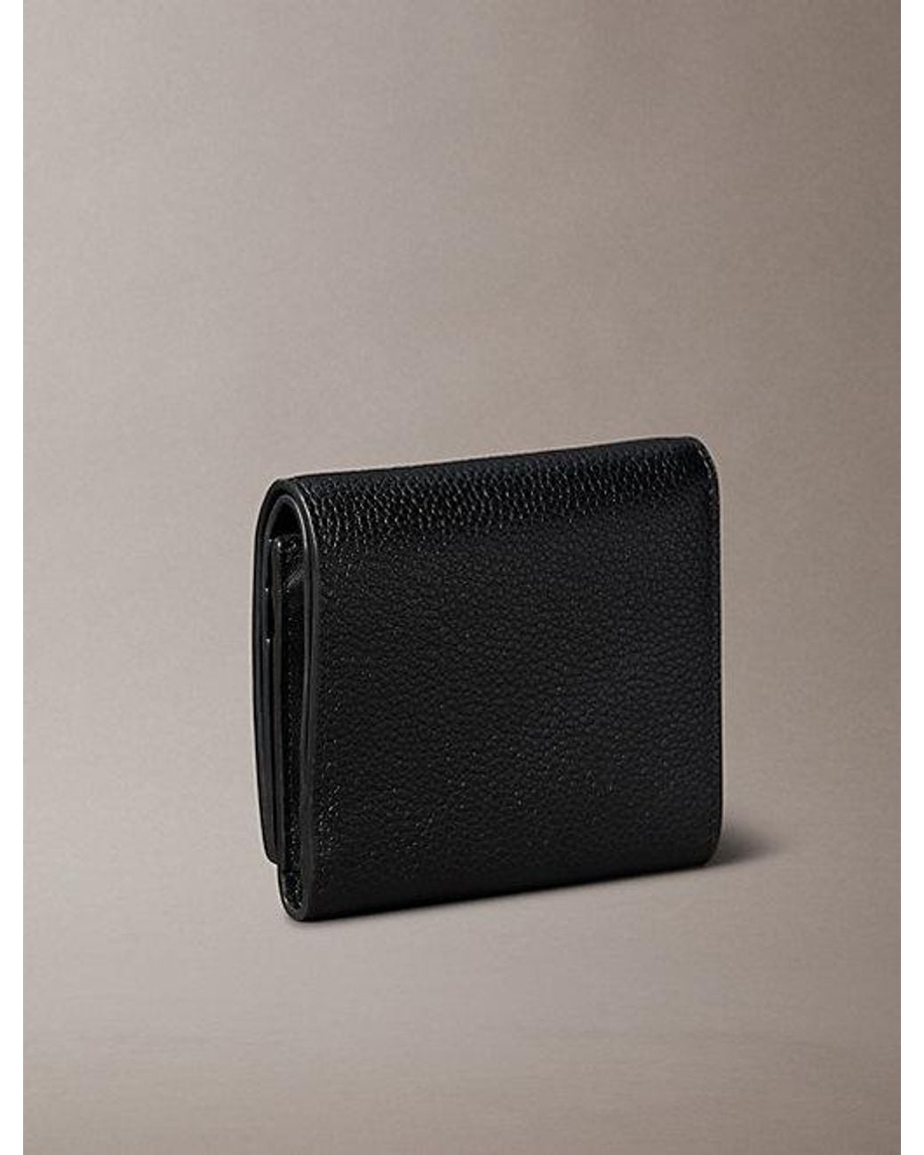 Calvin Klein Gray Leather Rfid Monogram Wallet
