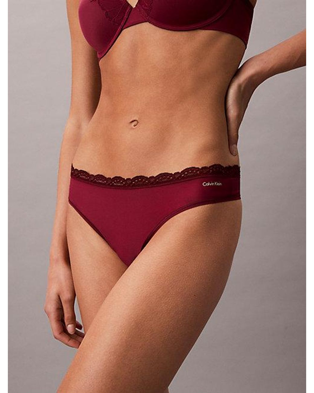 Calvin Klein Brown String Mit Niedriger Leibhöhe