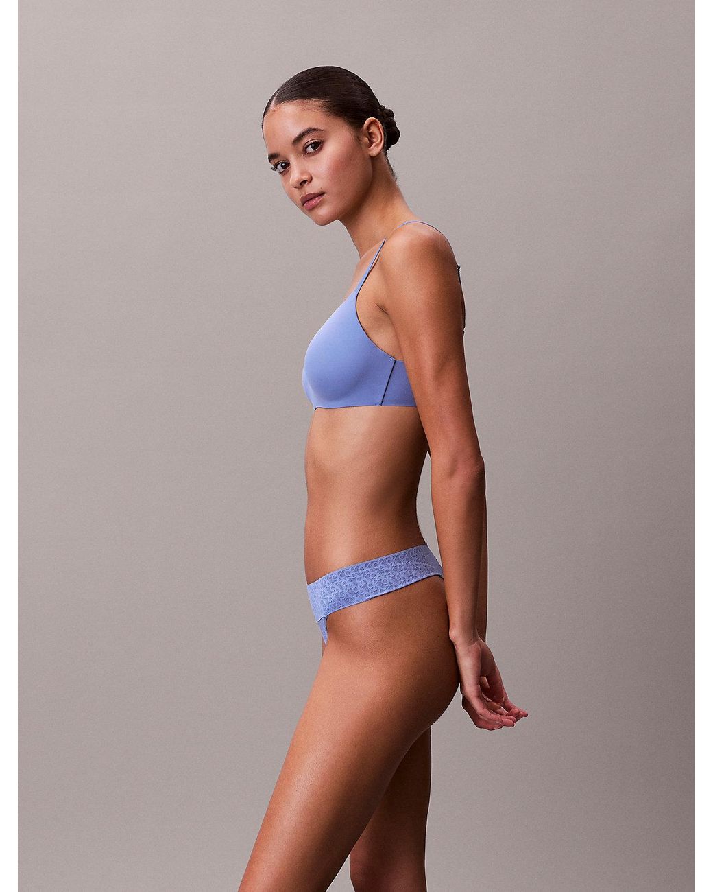 String Calvin Klein en coloris Multicolor