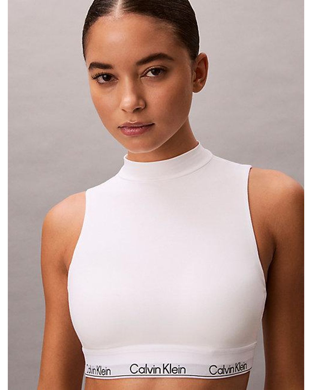 Calvin Klein Licht Gevoerde Bralette Met Hoge Hals in het Brown