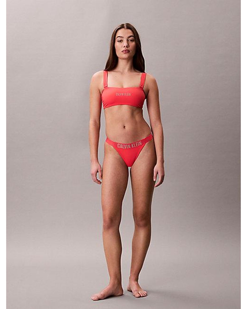 Calvin Klein Bandeau Bikinitop in het Red