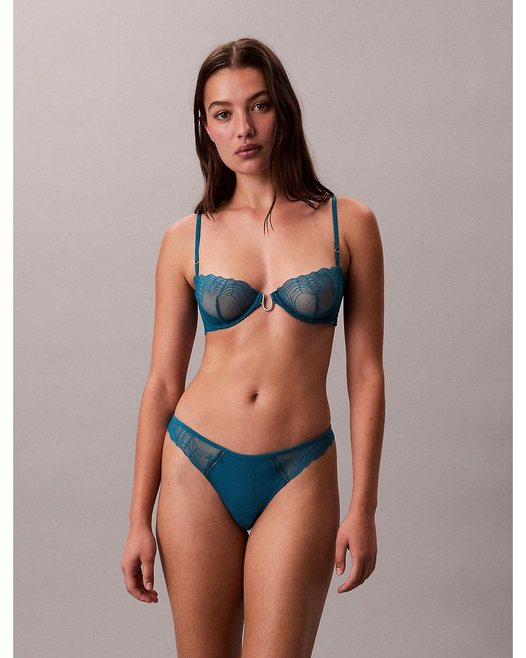 String Calvin Klein en coloris Multicolor