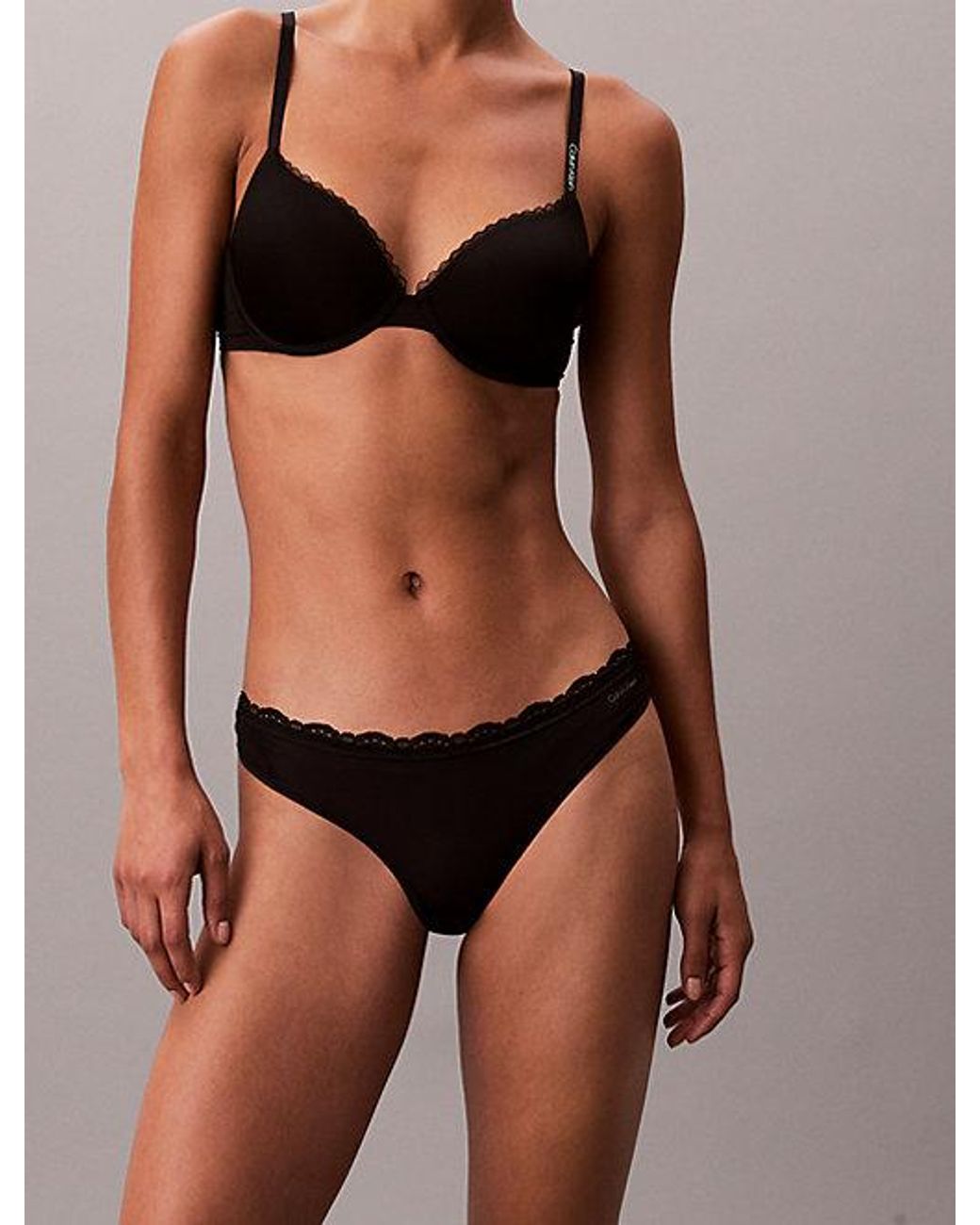 Calvin Klein String Met Lage Taille in het Black