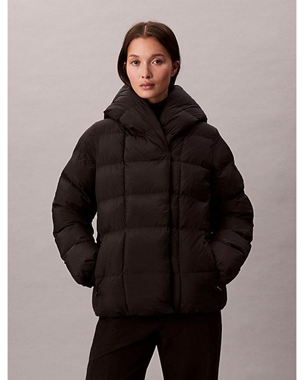 Calvin Klein Glans Wikkel-Pufferjack in het Brown