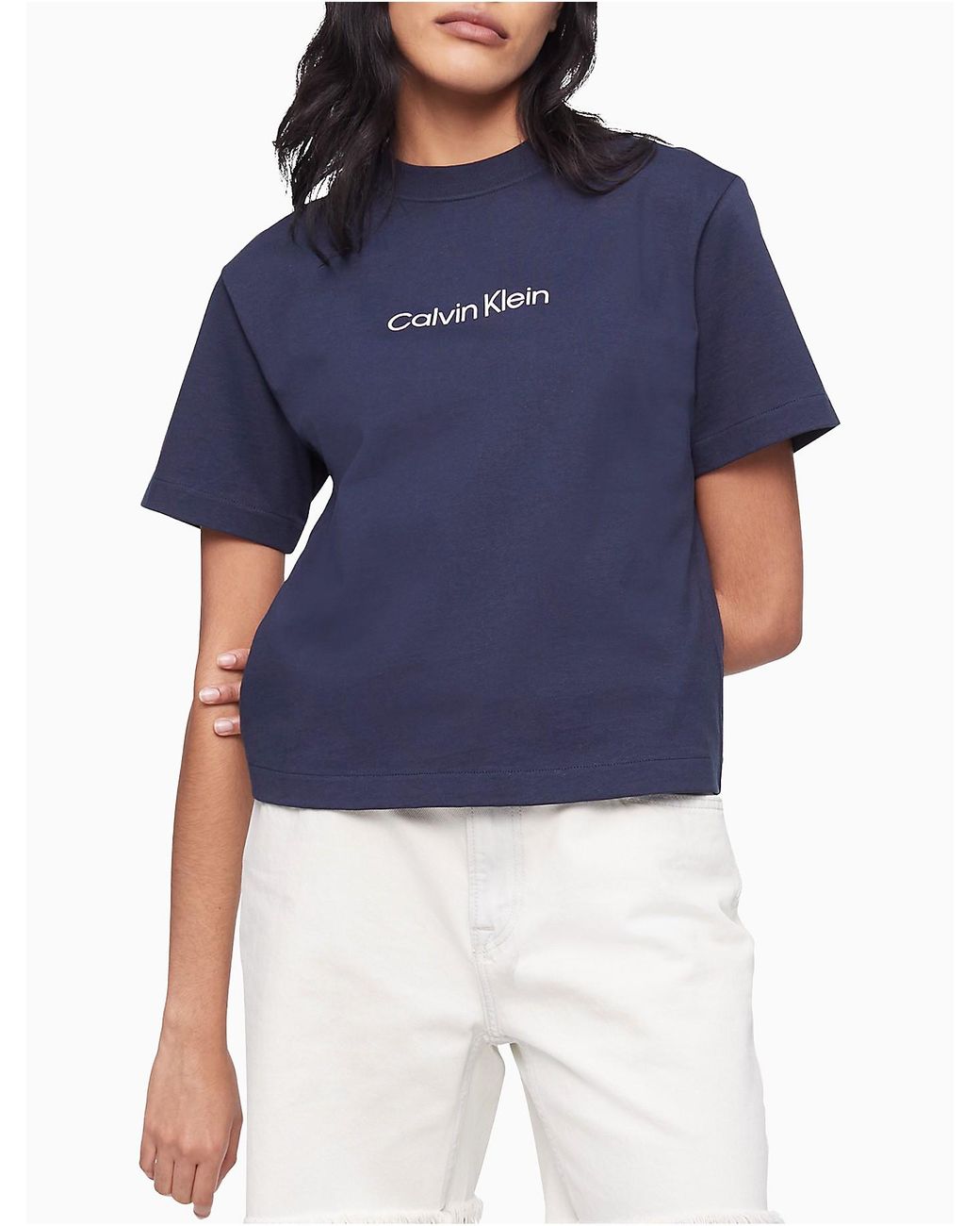Calvin Klein Cotton Relaxed Fit Standard Logo Crewneck Tshirt in Dark