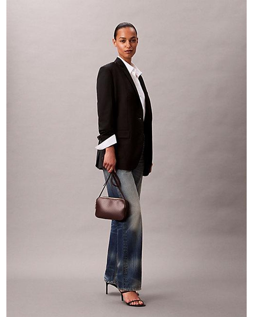 Calvin Klein Cameratas Met All-Over Monogram-Logo in het Brown