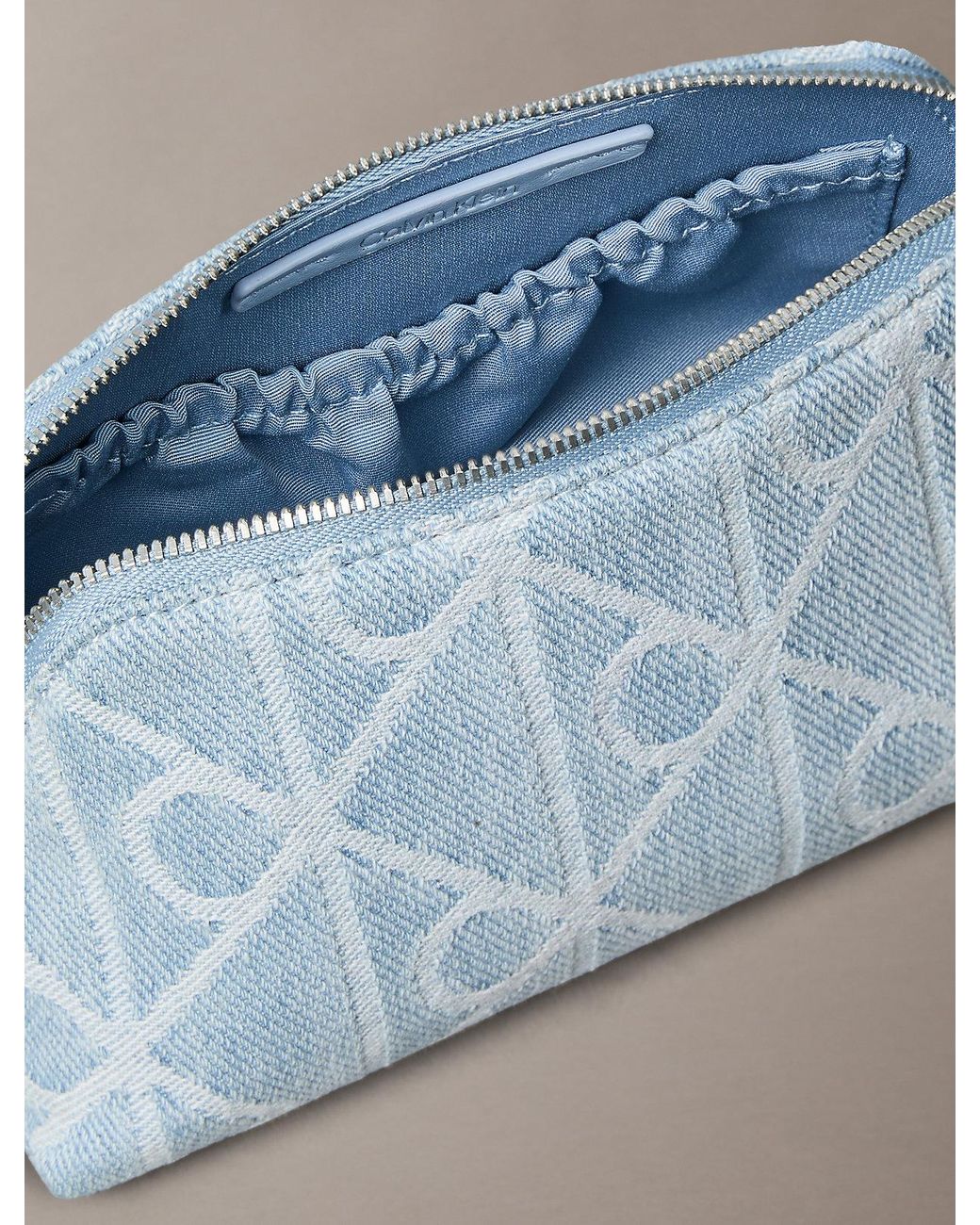 Beauty Case di Calvin Klein in Blue
