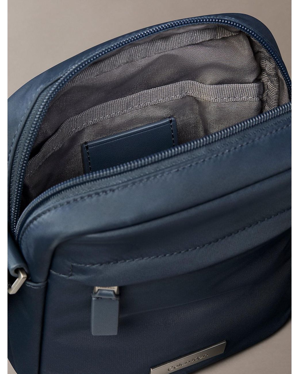 Borsa Reporter di Calvin Klein in Blue da Uomo