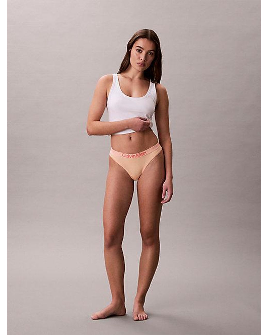 Calvin Klein Maximum Cotton String in het Pink