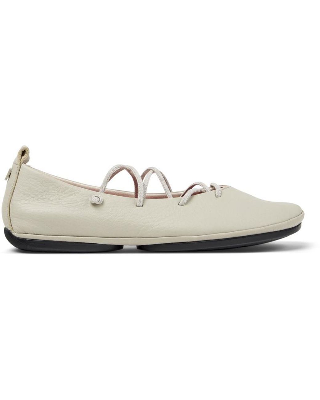 Camper White Right Nina