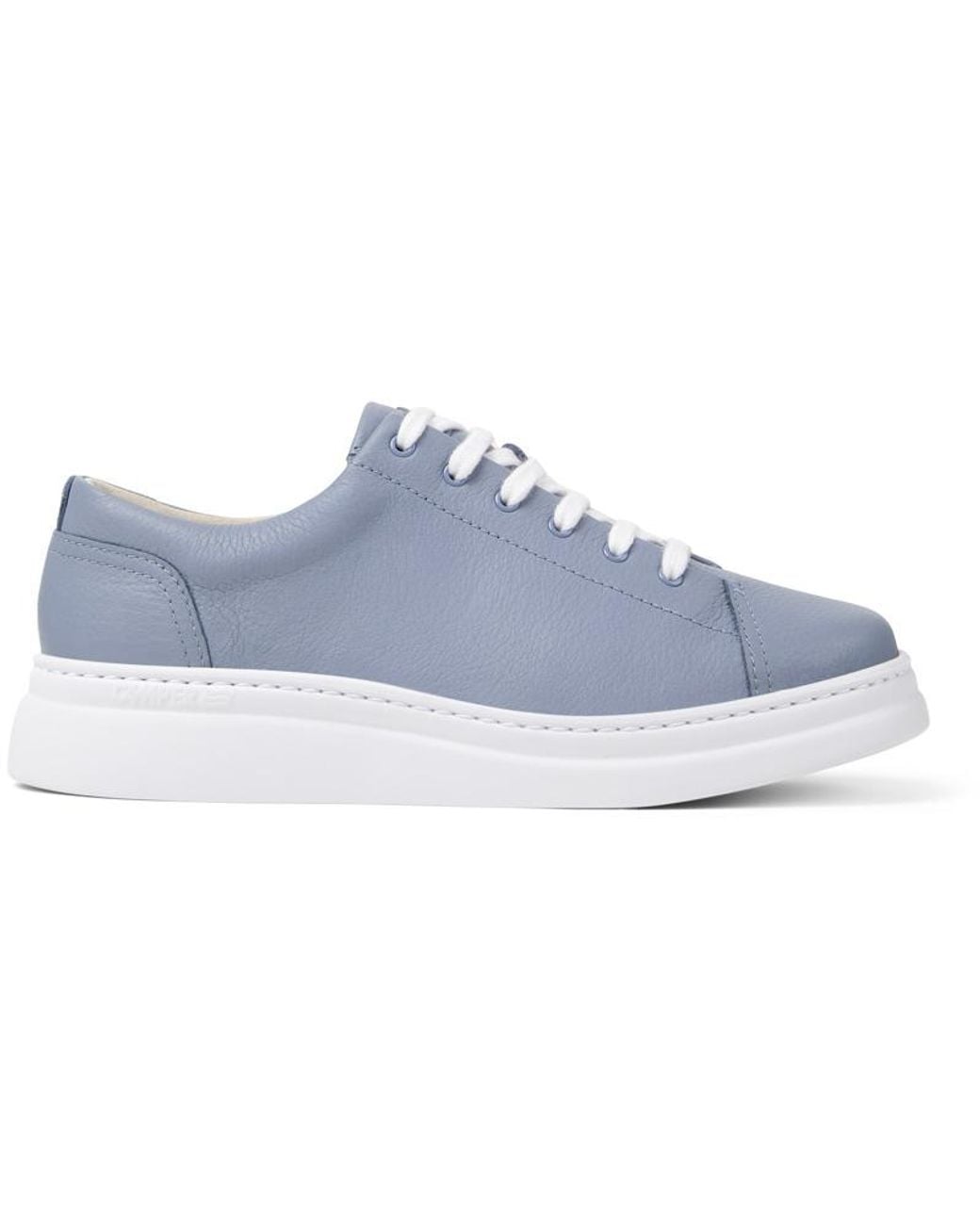 Camper Runner Up in het Blue