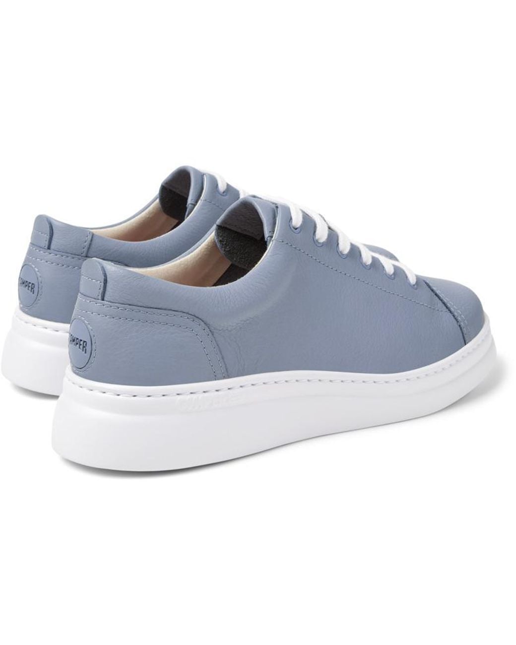 Camper Runner Up in het Blue