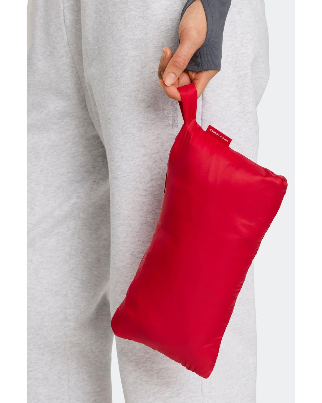 Canada Goose Red Aethera Vest Tonal Disc