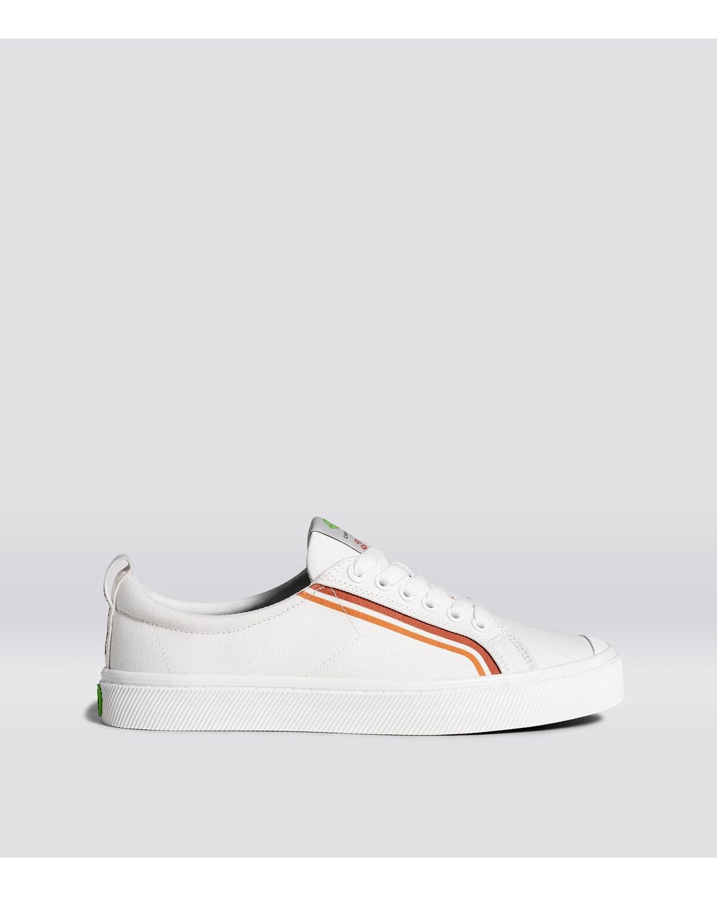 cariuma white canvas
