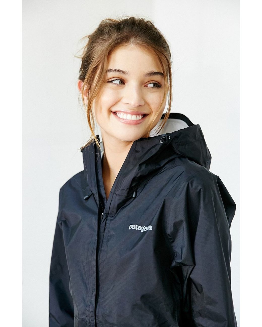Patagonia black raincoat hotsell
