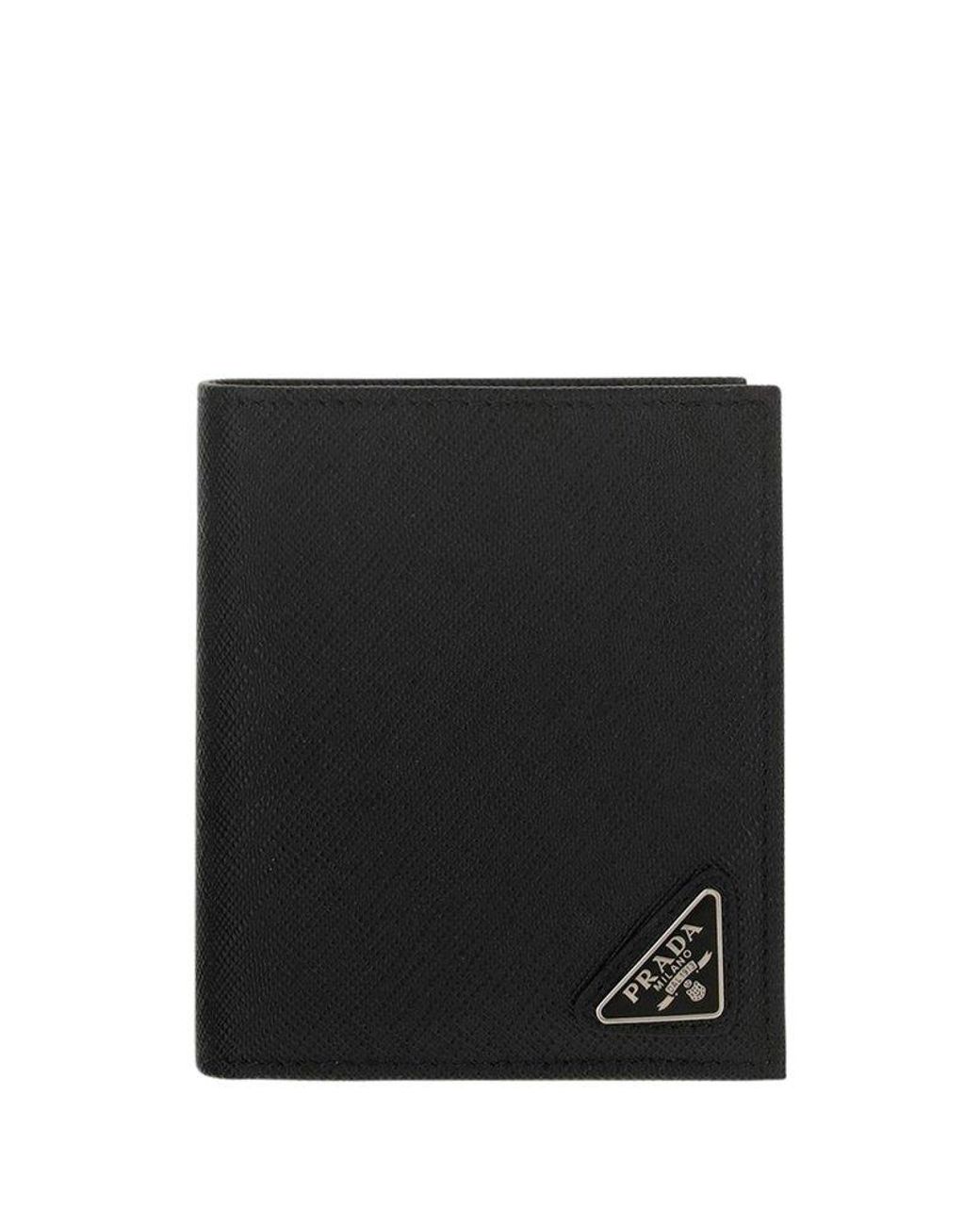 Prada Leather Logo Plaque Bi-fold Card Holder in Black for Men | Lyst ...