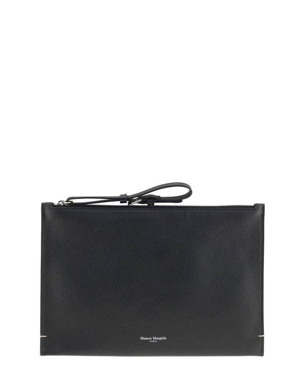 【関税込/国内発】＜Maison Margiela 巾着 ロゴパッチ ポーチ Maison Margiela Logo Pouch | Black | FARFETCH